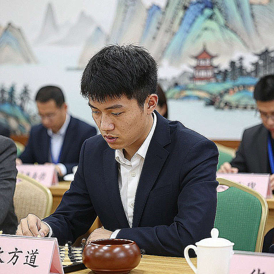 সাগকাদজোরের শিরোনাম আর কিংস ইন্ডিয়ান ডিভিডি: দাবা সাংবাদিকতার যে ঘরটি খালি পড়ে থাকে