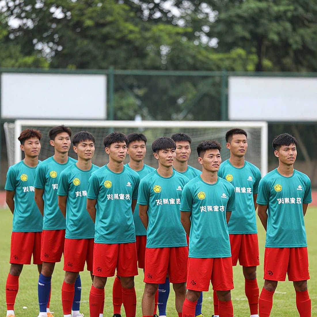 ভ্যান ডাইক ও ব্রোবি: জুভেন্টাস যে দুটি চুক্তির পিছনে ছুটছে, সেটা ফুটবল নয়—দুটি আলাদা ঝুঁকির বিনিয়োগ ভ্যান ডাইক ও ব্রোবি: জুভেন্টাস যে দুটি চুক্তির পিছনে ছুটছে, সেটা ফুটবল নয়—দুটি আলাদা ঝুঁকির বিনিয়োগ